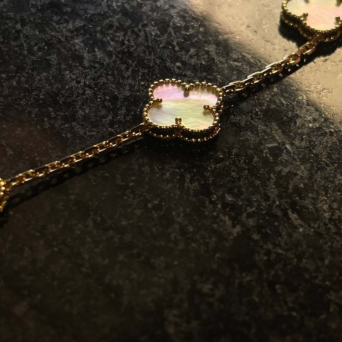 Pulsera Vintage Alhambra 5 Motivos Blanco - Oro 18K