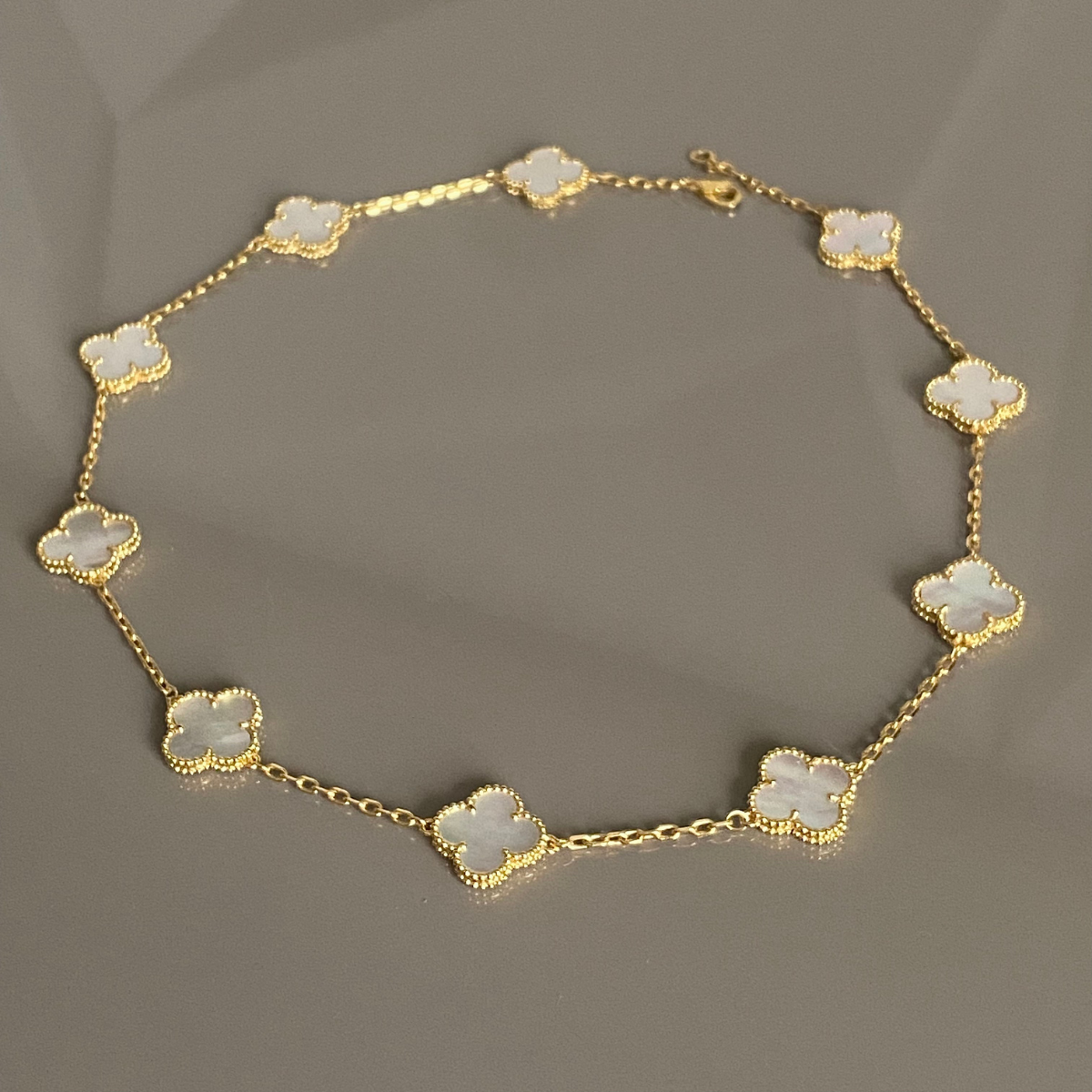 Collar Vintage Alhambra 10 Motivos Blanco - Oro 18K